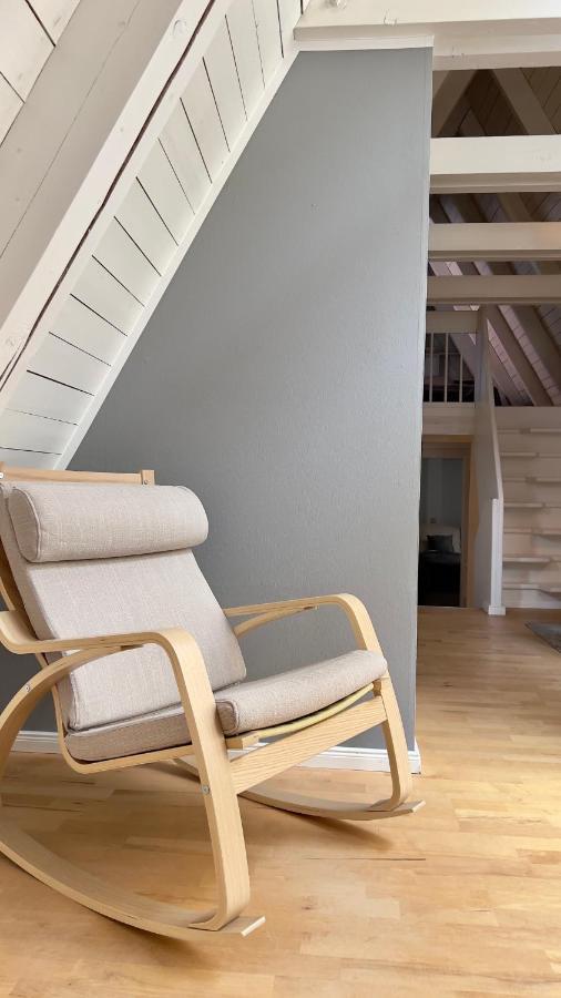 4ZKB wunderschöne Altbauwohnung über mehrere Etagen mit Dachterrasse und Schreibtisch direkt am Schloß Oldenburg Exterior foto