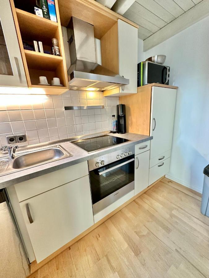 4ZKB wunderschöne Altbauwohnung über mehrere Etagen mit Dachterrasse und Schreibtisch direkt am Schloß Oldenburg Exterior foto